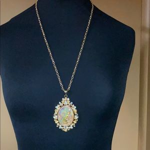 Cameo gold necklace NWT